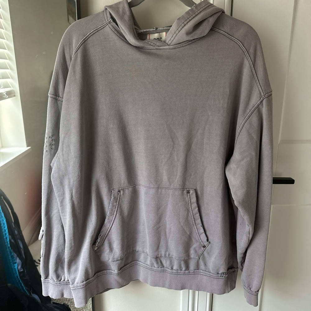 Vintage and unique purple grey hoodie. Very cool with lots of details.